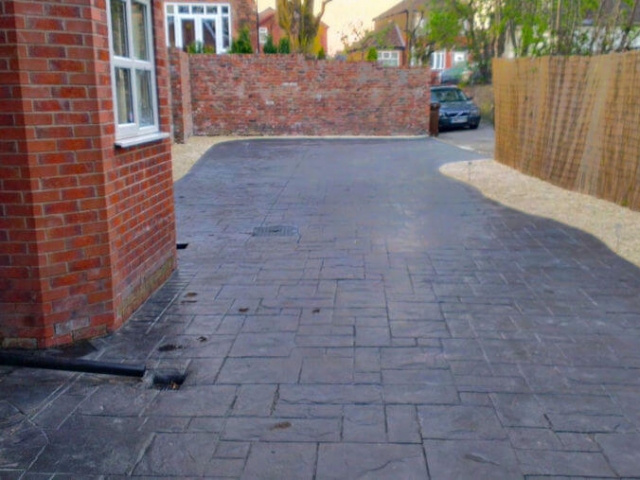 Driveway resealed in Heaton Moor, Stockport.