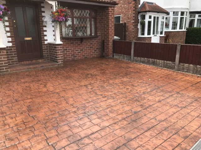 Driveway reseal the Sale area of Manchester