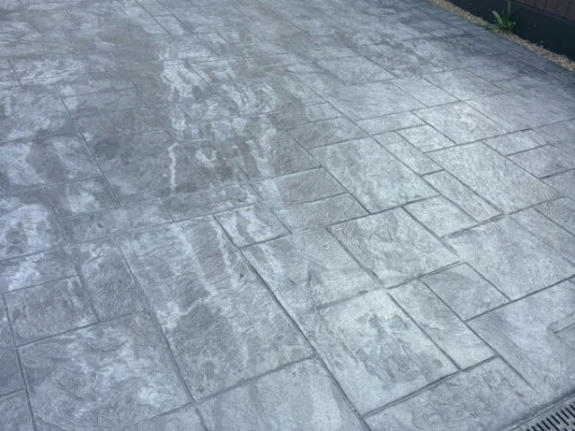 Resealing a pattern imprinted concrete driveway in Wythenshawe